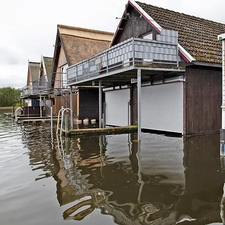 Bootshaus Am Mueritzarm