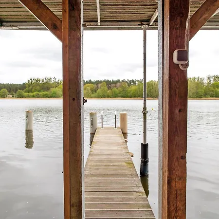 Bootshaus Am Mueritzarm *