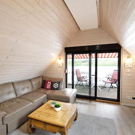 Bootshaus Am Mueritzarm Semesterbostad *