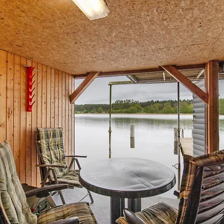 Bootshaus Am Mueritzarm Vipperow