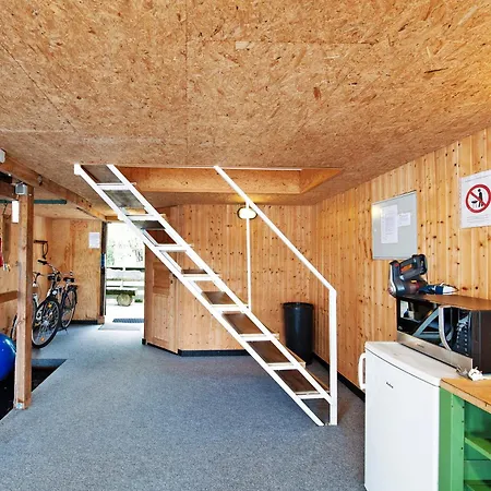 Semesterbostad Bootshaus Am Mueritzarm